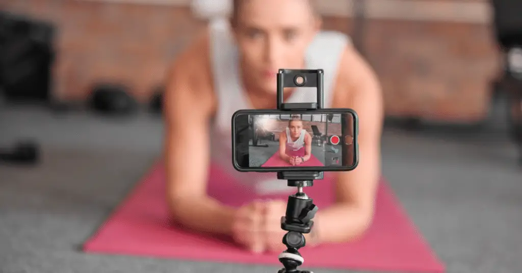 Digital Facebook Creator makes vlog