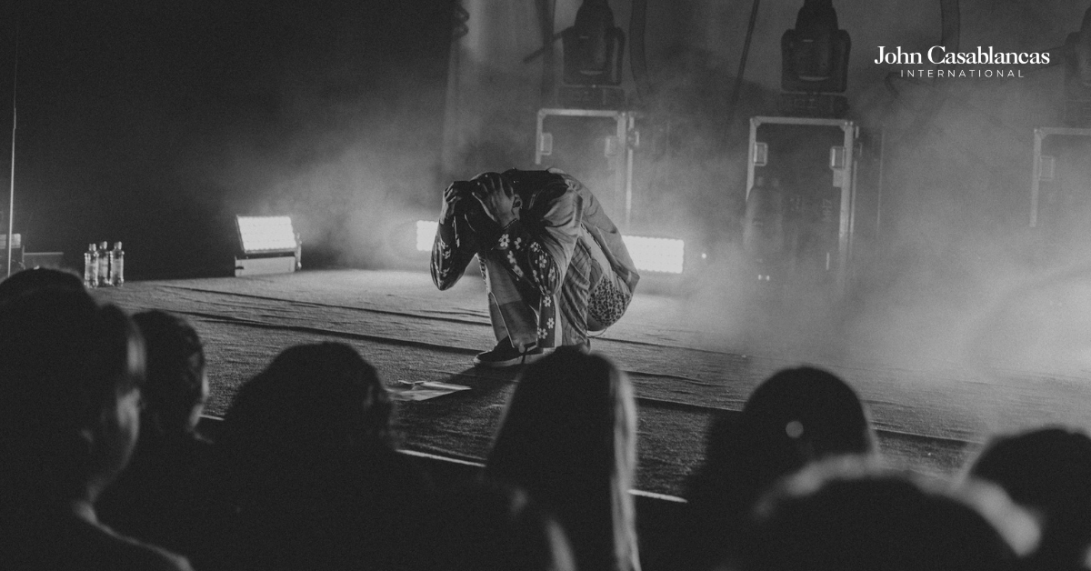 How to Calm Nerves Before a Performance Successfully