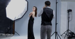 A model showcasing her skills at John Casablancas International